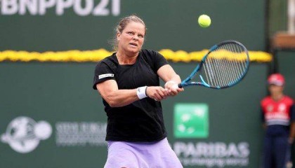 开云体育官网-克妈复出难求一胜 连续三战倒在决胜盘问题在哪？