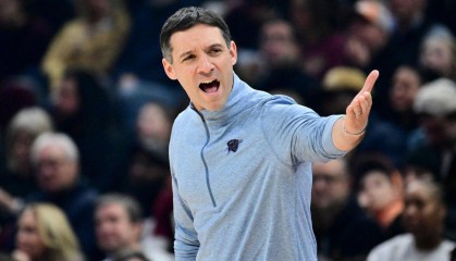 开云官网-牛，雷霆队仅用10名球员就击败骑士队，主教练对此“赞不绝口”