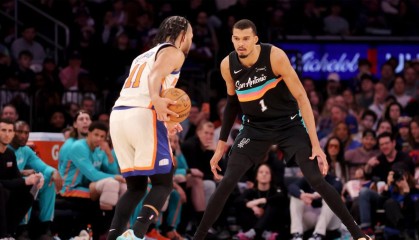 体育资讯-马刺惨败尼克斯，分析师发出警告