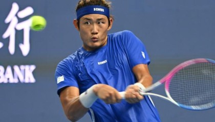 赛事分析-连续征战止步中网首轮 张之臻赛季末伤病频发