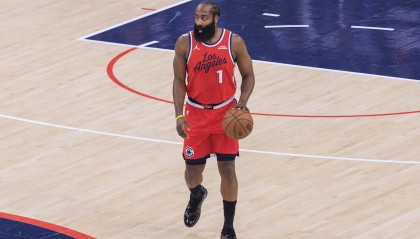 体育直播-加内特：哈登应该入选全明星 举办地在他的主场而且他一直很稳定