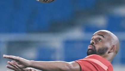 体育资讯-【中超】奥斯卡保利尼奥均造3球 海港5比0九人天津