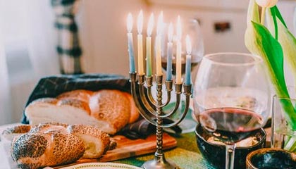 开云官网-前裁判谈尤文进球被吹：库普梅纳斯虽越位，但并没有干扰门将视线